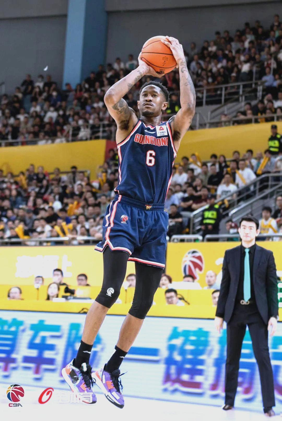 华体会在线 -关于转折点！俄克拉荷马雷霆手感冰凉，CBA季后赛冲刺阶段攻防权衡，气氛紧张，细节决定成败的信息