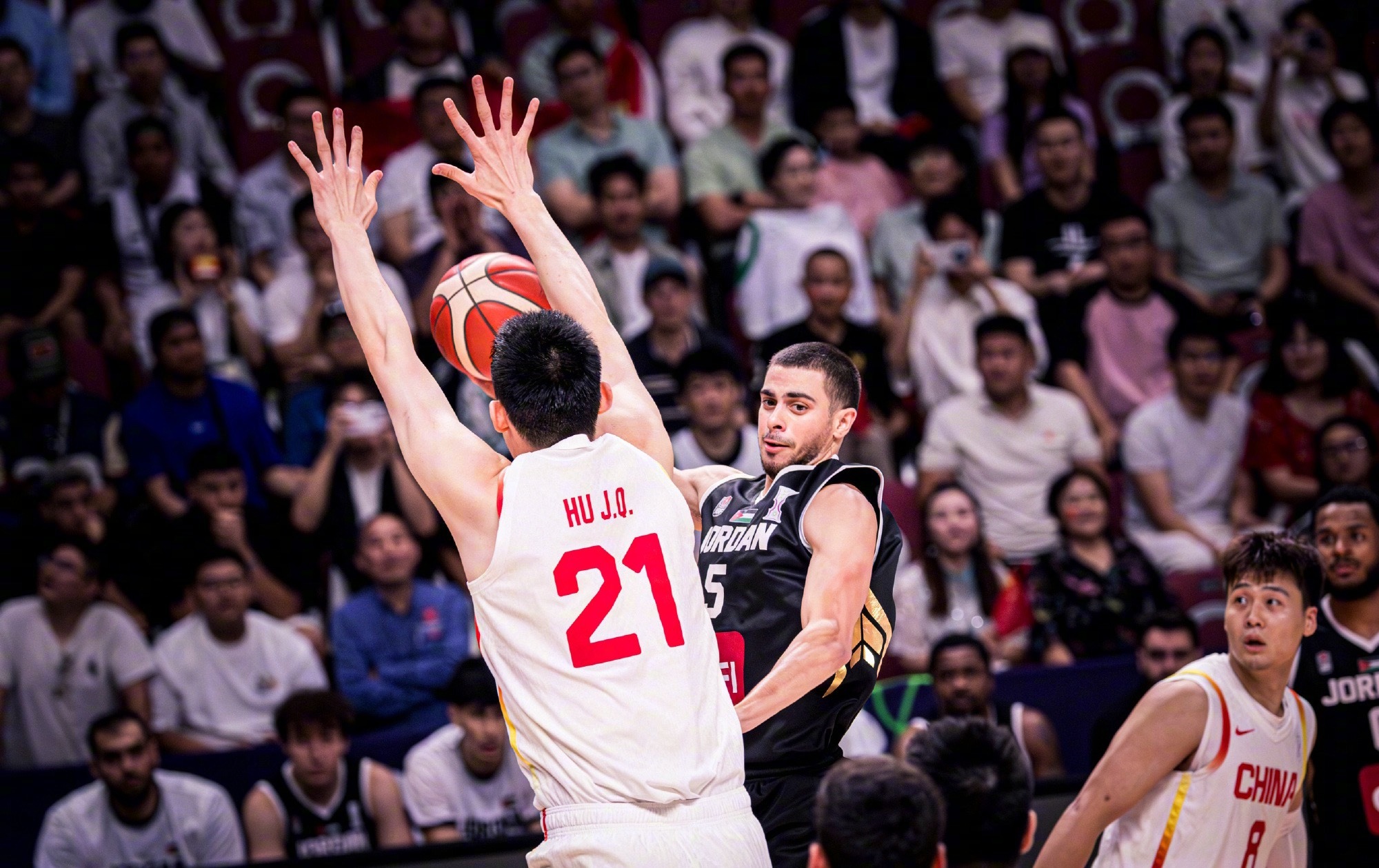 华体会体育入口 -CBA常规赛今晨再迎强敌;国际米兰内部沟通;主帅态度——目标明确;赛程密集仍需轮换的简单介绍